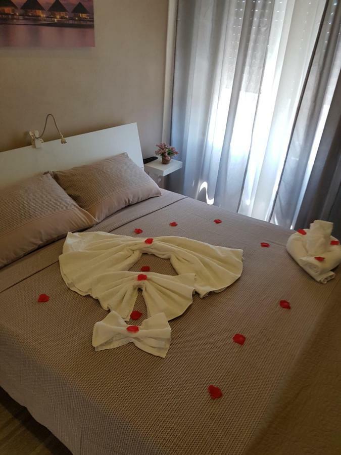 B&B A Maronn Ro'Carmin Неаполь Экстерьер фото